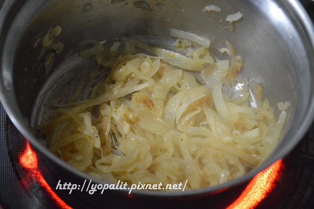 [食譜] 洋蔥湯食譜|簡易洋蔥湯|愛料理 (飛利浦智慧萬用鍋)|下廚記錄 @ELSA菲常好攝