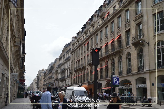 [Paris] 巴黎。香榭麗舍大道逛街、特賣，漫步到凱旋門|Fouquet&#8217;s Paris @ELSA菲常好攝