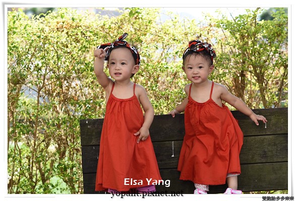 [穿搭] 歐美設計師童裝 / Bizouzou / Nanny Pickle有機棉透氣舒適洋裝/雙胞胎外拍休閒小禮服 @ELSA菲常好攝