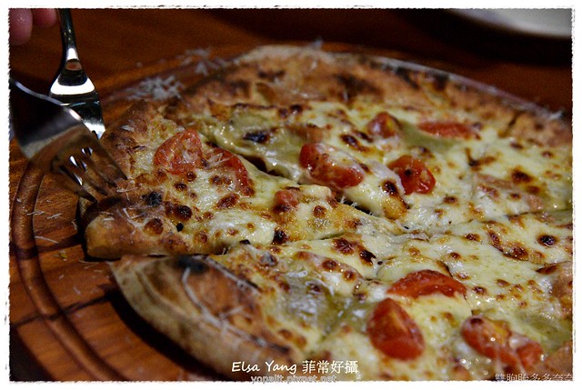 [美食] 忠孝新生蔬食素食-Misha Caffe X Pizzeria 窯烤披薩|義大利麵燉飯|蛋奶素奶素蔬食咖啡下午茶 @ELSA菲常好攝