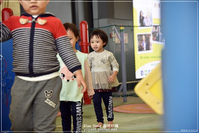 [親子旅行] 香港機場兒童遊戲區位置地點｜香港國際機場好逛好玩小孩也有放電的空間 @ELSA菲常好攝