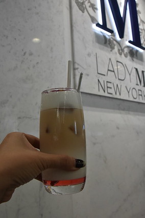 [美食] 香港機場LADYM熱帶水果蛋糕+玫瑰奶茶 |香港LADYM分店及營業時間 @ELSA菲常好攝