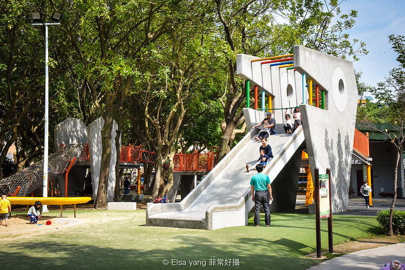 [2022親子景點懶人包] 26個台北新北特色公園共融式遊戲場溜滑梯沙坑盪鞦韆大彙整 @ELSA菲常好攝
