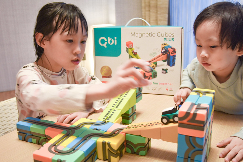 [STEAM玩具開箱] Qbi磁力軌道列車組磁吸軌道車團購優惠價格 @ELSA菲常好攝