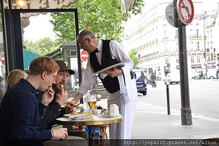 [食記] 法國 Paris &#8211; Cafe De Flore  花神咖啡店| St. Germain des Pres聖哲曼教堂|雙叟咖啡|早餐|下午茶 @ELSA菲常好攝