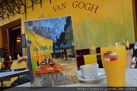 [Alres] 南法小鎮亞爾-真實世界裡的梵谷咖啡館Cafe Van Gogh @ELSA菲常好攝