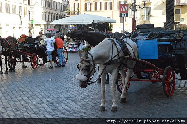 [Roma] 義大利自助旅行。羅馬假期之西班牙廣場 Piazza di Spagna @ELSA菲常好攝