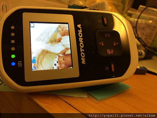 [開箱] Motorola嬰兒數位影像監視器 MBP18 Digital 嬰兒監視器使用心得分享|嬰兒監聽器|監視器比較 @ELSA菲常好攝